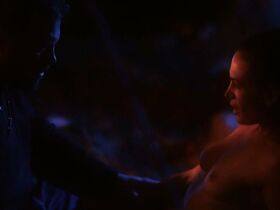 Эрин О’Брайэн голая, Сара Прибис секси, Лорен ЛаВера секси – Клинтон-роуд (2019) #8