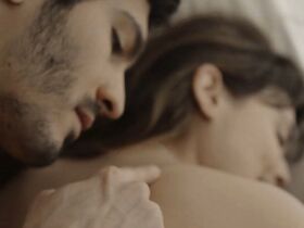 Адриана Угарте голая, Сильвия Алонсо секси – Наш рай (2018) #6