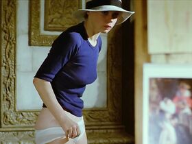 Ренате Крёсснер голая, Реджин Дорин голая, Жаклин Пёггель голая – Соло Санни (1980) #5