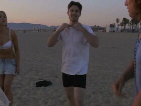 Скарлет Дейвис голая, Мария Луис секси – #Следуйзамной (2019) #5