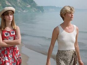 Кейт Вернон голая, Криста Бриджес секси – Кровные узы (1995) #20