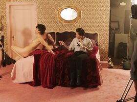 Кэрри Ким голая, Катрина Каннингэм секси, Уитни Ст. Ор голая – Двойка s03e02 (2019) #15