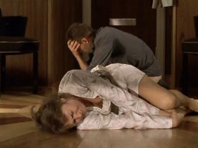 Лена Эндре секси, Карен-Лиза Мюнстер голая – Отзвуки (2004) #6