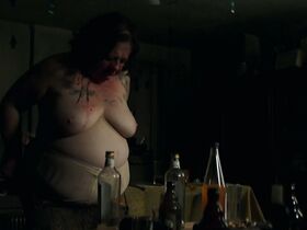 Мартина Эйтнер голая, Маргарете Тизель голая – Золотая перчатка (2019) #8