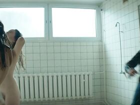 Камила Каминска голая, Анна Прухняк голая – Самый быстрый (2017)