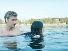 Камила Каминска голая, Анна Прухняк голая – Самый быстрый (2017) #7