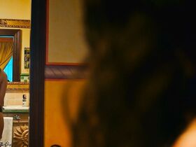 Алёна Чехова секси, Зоя Бербер секси – Девушки бывают разные (2019)