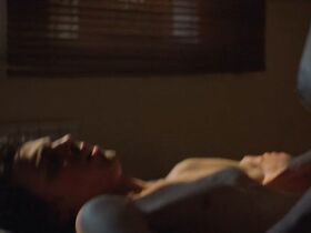 Наталия Барриентос голая, Азия Ортега голая, Мирея Ориоль голая – Хоккеистки s01e02 (2019) #2