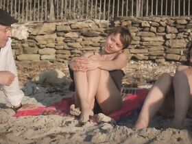 Софи Вербек голая, Динара Друкарова секси – Скобки (2013) #6