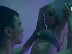 Анастасия Крылова голая, Мила Ершова голая – Трудные подростки s01e01-07 (2019) #2