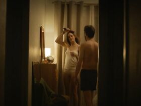 Ноэми Шмидт секси, Гитте Уитт голая, Флер Жеффрие голая – Внутри убийства s01e01-02 (2019) #3