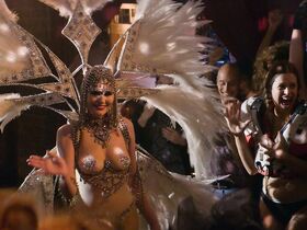 Джина Дэвис секси, Касия Шарек голая – Блеск s03e09 (2019) #12