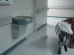 Лорин Кэнни секси – Дорогуша (2019) #4