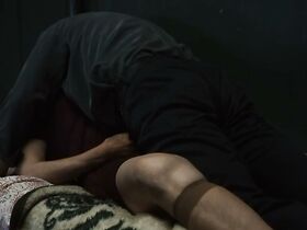 Яннике Крусе голая, Йорунн Кьеллсби секси – Довольно добрый человек (2010) #2