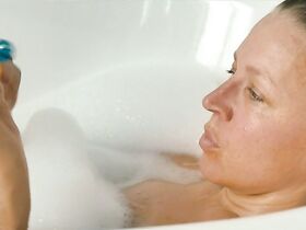 Нина Пролль секси, Надежда Бреннике голая – К черту Анну Мольнар (2017) #2