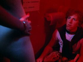 Михаэлла Каргер голая, Николь Дофлер голая – Франкфурт, Кайзерштрассе (1981) #11