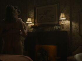 Белла Хиткот голая, Лэйн Нил голая – Странный ангел s02e06 (2019) #10