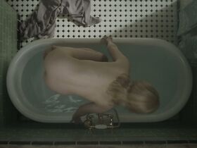 Белла Хиткот голая, Лэйн Нил голая – Странный ангел s02e06 (2019) #3