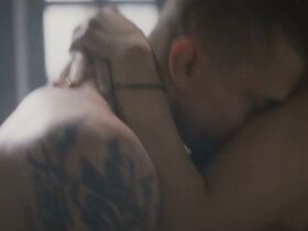 Агата Муцениеце секси, Екатерина Маликова секси, Алёна Михайлова секси – В клетке s01e06 (2019) #2