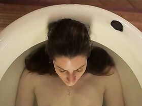 Нета Рискин секси, Голшифте Фарахани секси – Убежище (2017)