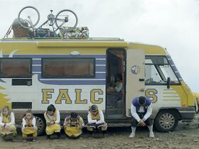 Камилль Раза секси, Марго Дюфрен секси – Оторвались! (2018) #2