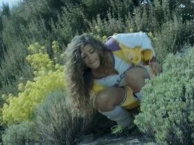 Камилль Раза секси, Марго Дюфрен секси – Оторвались! (2018) #6