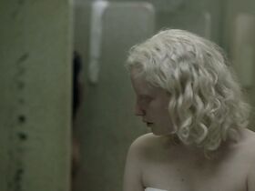 Хоана Фрагосо Блендл голая – Удушье (2019) #2