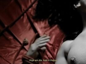 Алин Джонс голая, Летисия Сабателла голая – Счастливый час (2019) #5