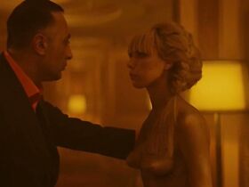 Екатерина Маликова секси, Алёна Михайлова голая – В клетке s01e04 (2019) #11