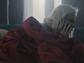 Екатерина Маликова секси, Алёна Михайлова голая – В клетке s01e04 (2019) #4