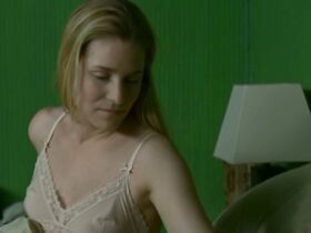 Ноэми Коше голая, Наташа Ренье голая – Один день (2010) #10