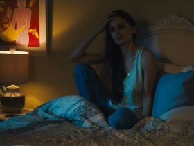 Карла Гуджино секси, Елена Анайя голая – Джетт s01e03 (2019) #6