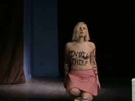 Кэсси Хайт голая, Эшли Райан голая – Дикий мёд (2017) #4