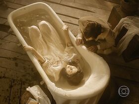 Арианне Ботэльо голая, Летисия Сабателла секси – Люблю тебя (2015) #3