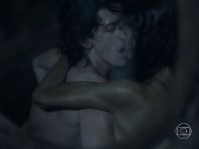 Арианне Ботэльо голая, Летисия Сабателла секси – Люблю тебя (2015) #5