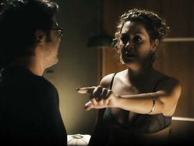 Фернанда Паэс Леме секси, Карол Кастро секси – Западня.com (2011) #11