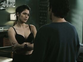 Фернанда Паэс Леме секси, Карол Кастро секси – Западня.com (2011) #13