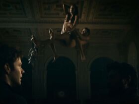 Эрин Мориарти секси, Бриттани Аллен голая – Пацаны s01e03 (2019) #2