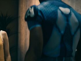 Эрин Мориарти секси, Бриттани Аллен голая – Пацаны s01e03 (2019) #9