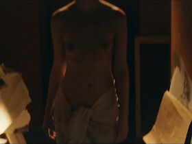 Екатерина Семенова голая, Мария Луговая секси – Африка (2018) #6