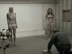 Пейтон Лист секси, Камерон Гудман секси – Шатл (2008) #7