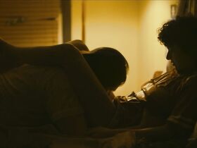 Алиа Шокат секси, Пенелопа Костопулос секси – Блэйз (2018)