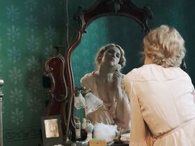 Эмилия Спивак секси, Ксения Лукьянчикова секси – Крылья Империи s01e03 (2017) #15