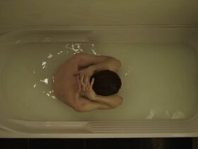 Юлия Абдель-Фаттах голая, Евгения Гладий голая – Прятки s01e03, e06 (2019) #5