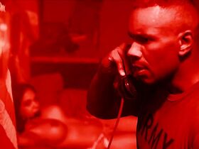 Эмили Мена голая, Кюуби Арбогаст голая – Гнилохвост (2018) #4