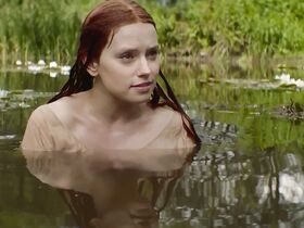 Дейзи Ридли секси, Наоми Уоттс секси – Офелия (2019) #4