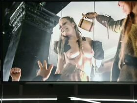 Криста Косонен голая, Аугуста Эва Эрлендсдоуттир голая – Пришельцы из прошлого s01e01-04 (2019) #8