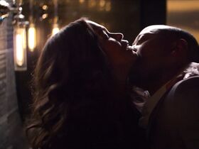 Майя Стоян секси, Ниа Лонг голая – Опасная связь (2020) #12