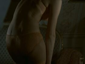 Бирте Тав голая, Сюзанна Джагд голая – Шоссе на краю постели (1972) #2