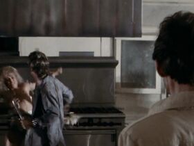 Шерил Смит голая, Чери Карри секси – Parasite (1982) #2